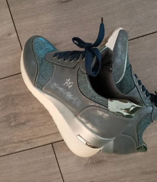 Sneakersy brokatowe Romeo gigli