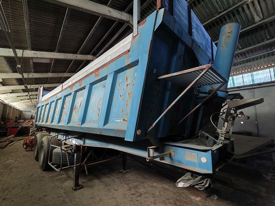 Volvo FH460 c/ reboque Robuste Kaiser