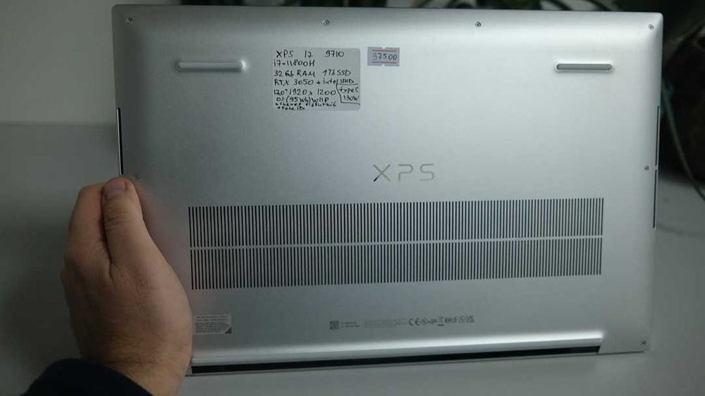 Dell XPS 17 9710 i7 - 11800H32gb 1Tb RTX 3050 17 FHD IPS бат 100%