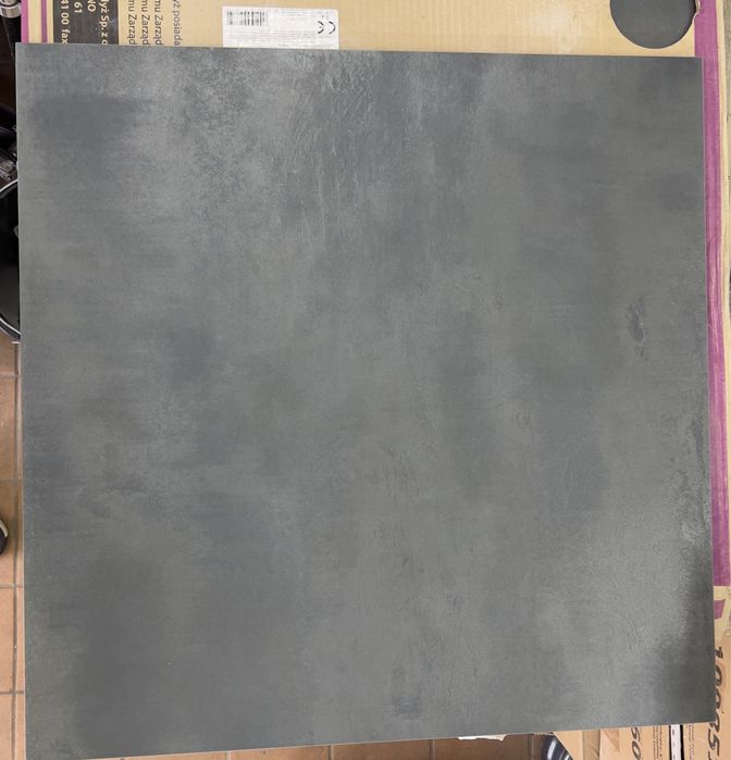 Плитка 60х60 см, керамогранит.