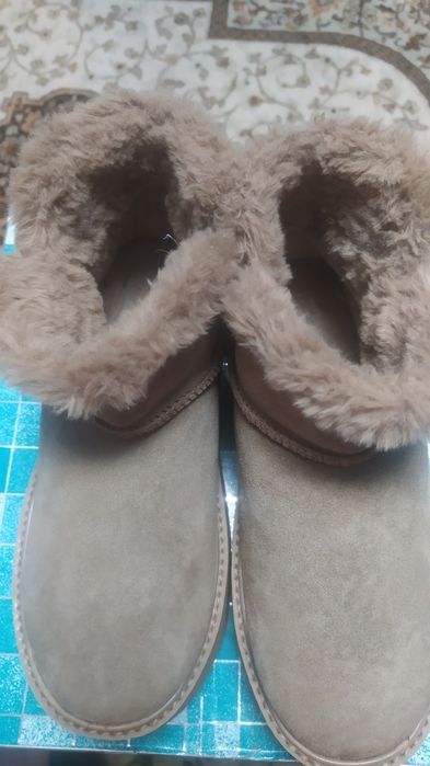 Уггі жіночі,теплі,замшеві