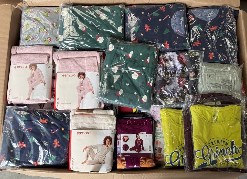 Піжами чоловічі та жіночі , піжами гуртом