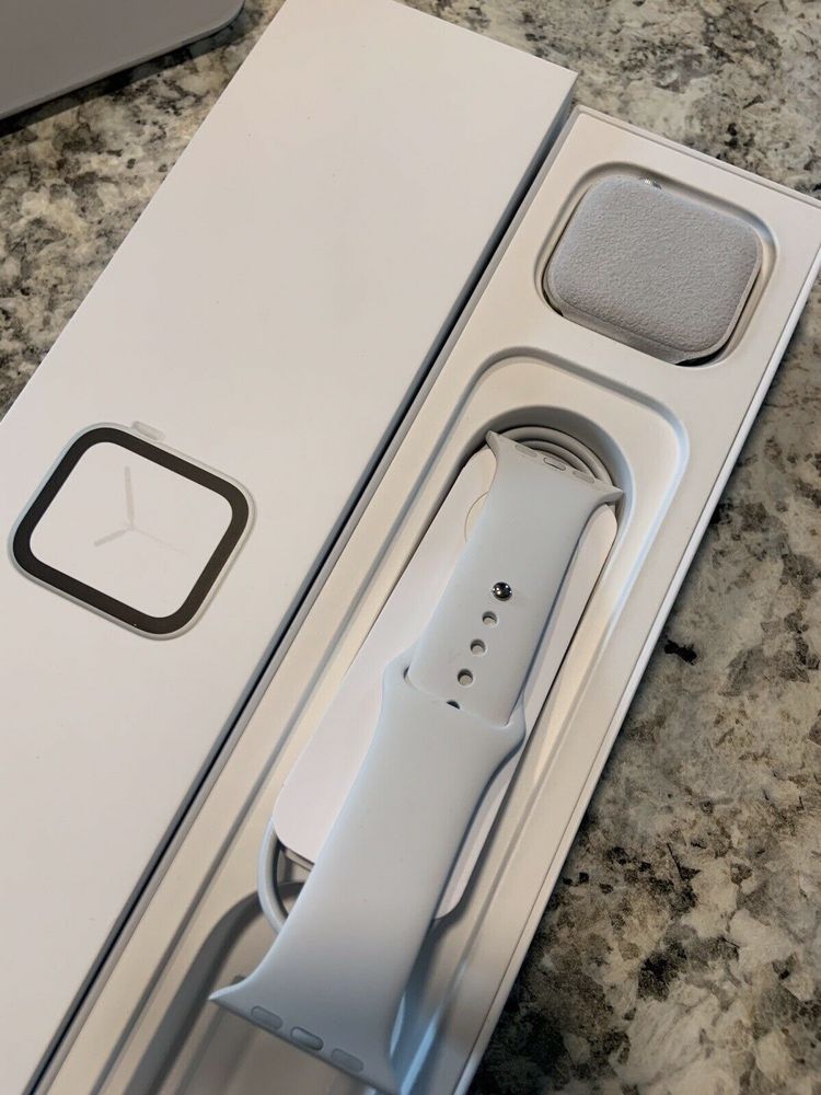 A1978 apple best sale