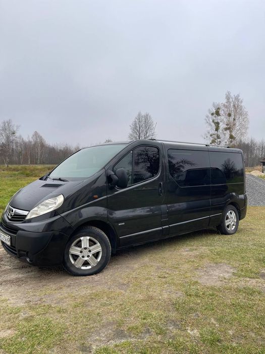 Продам Opel Vivaro 2.5 дизель