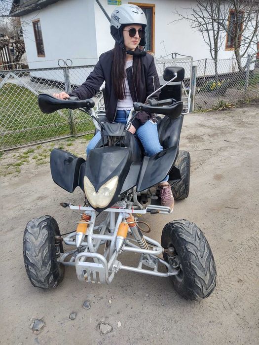 продам квадроцикл