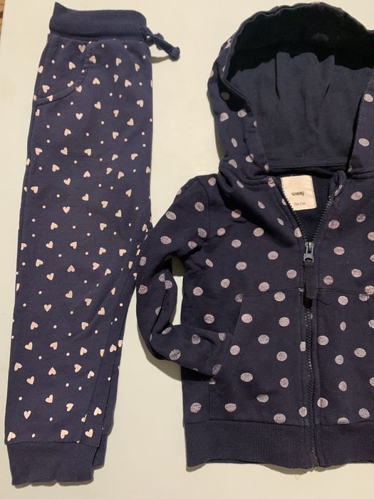 Спортивний костюм для дівчинки