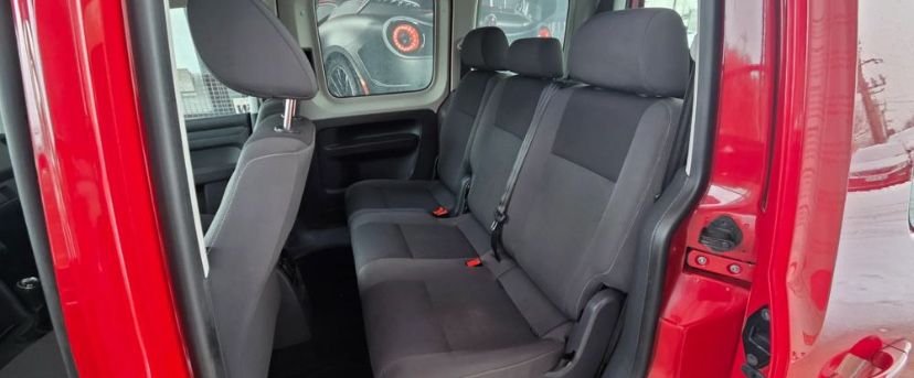 Volkswagen Caddy 2014 дизель 1.6 СЕМИМІСНИЙ