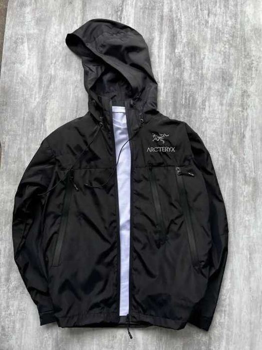 Ветровка черная Arcteryx КУРТКА ХЛ
