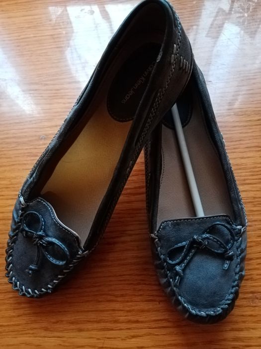 Продаються жіночі мокасини