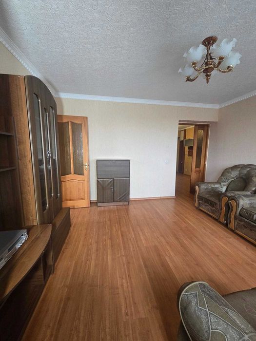 Продаж двокімнатної квартири в с.Дрозди