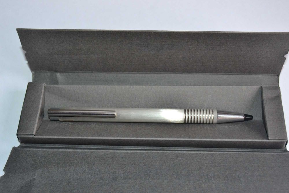 Lapiseira Lamy Nova