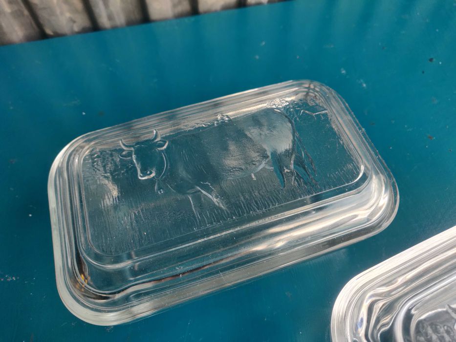 caixas de vidro para manteiga