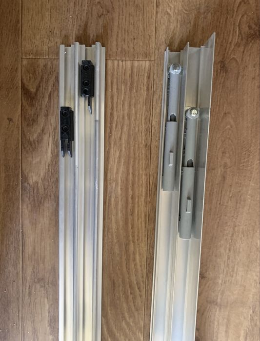 Направляючі до шафи купе