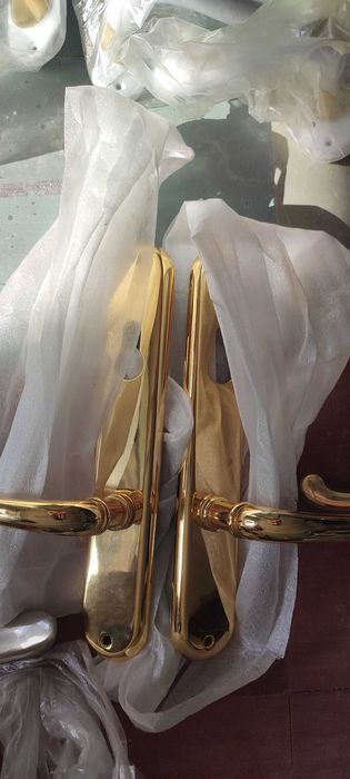 ручка для вхідної двері