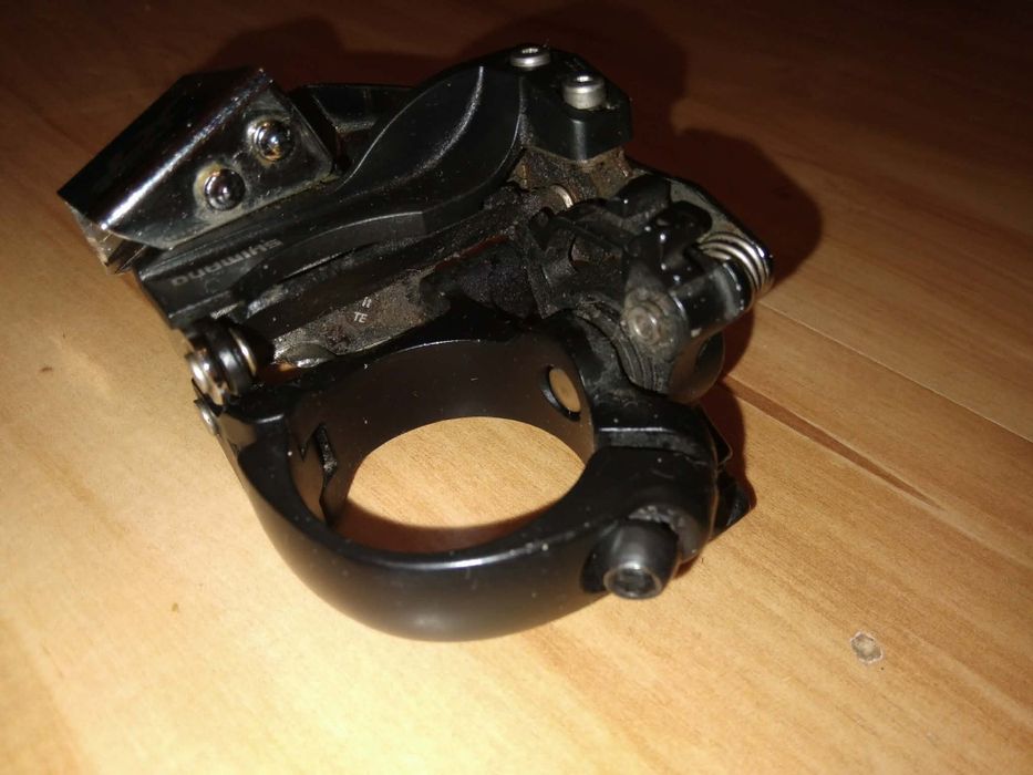 Przednia przerzutka Shimano Deore XT Fd-T8000