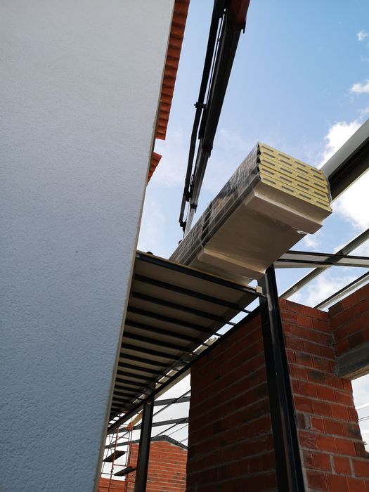 Camião grua aluguer