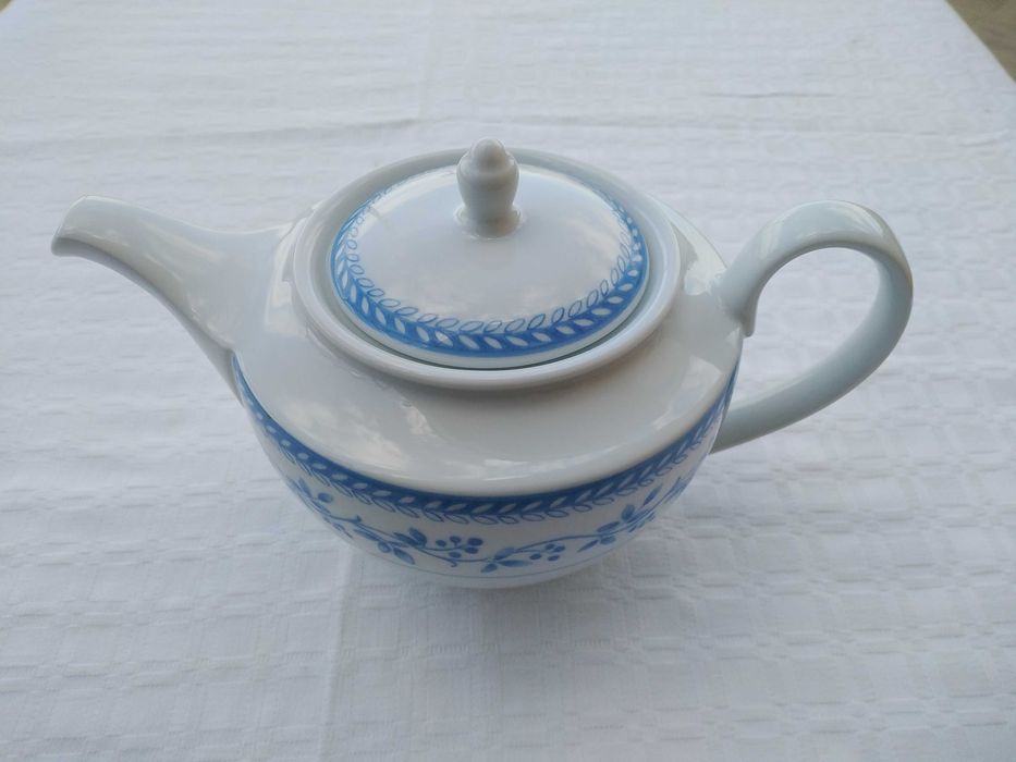 Bule de Porcelana Ema, de 1 litro