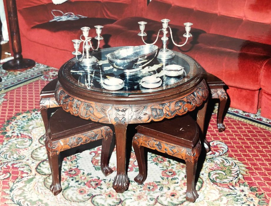 Conjunto Mesa de Centro Redonda Chinesa Vintage + 4 Mesinhas Auxiliares - Madrepérola e Vidro