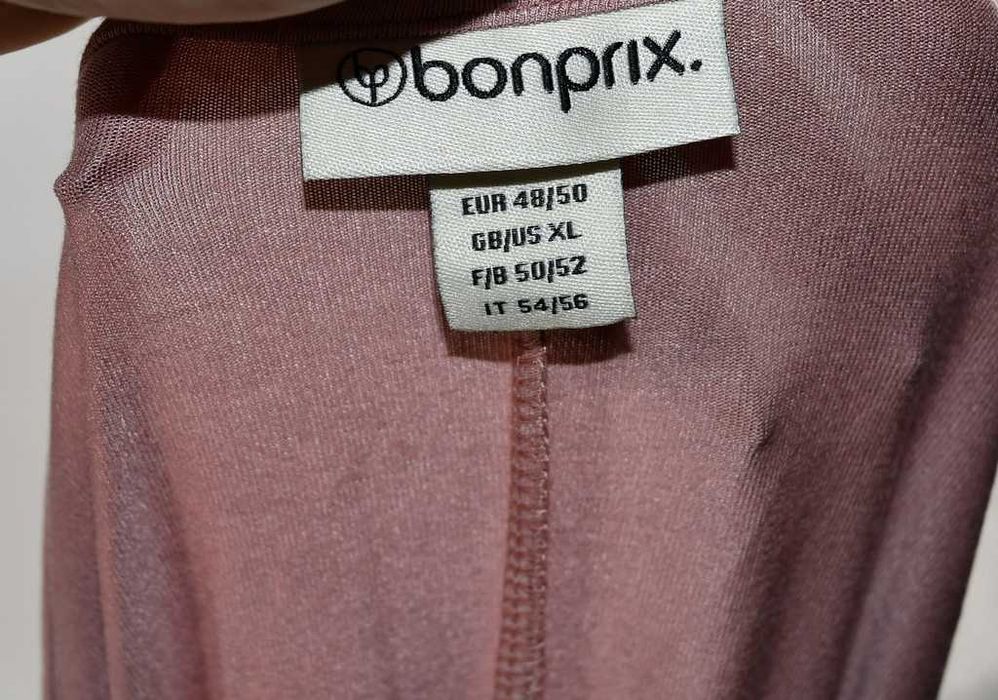 Dłuższa bluzka Bonprix 48/50 pudrowy róż