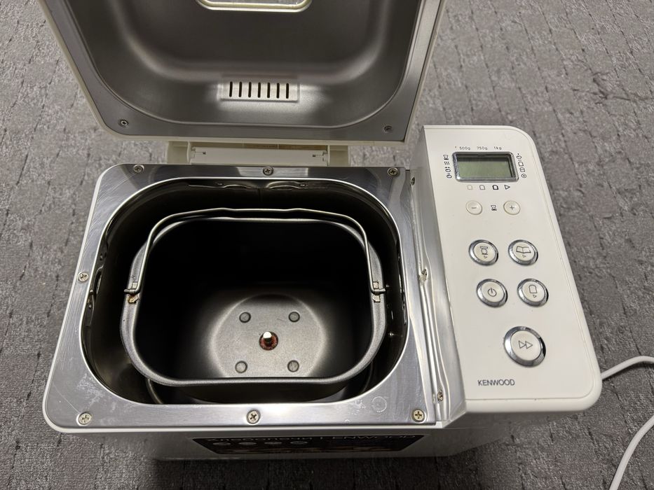 Хлібопічка kenwood bm 250 480w 1кг пече пасхи