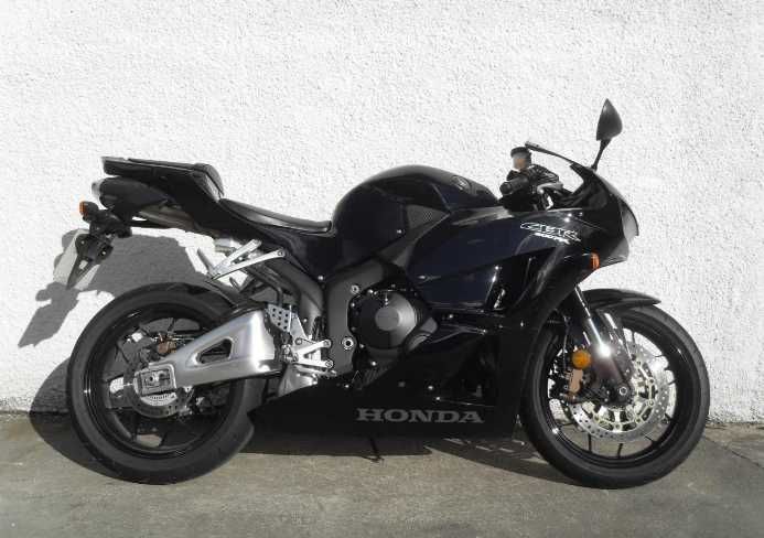 CBR600rr PC 40 wiazka manetka przekaznik regulator czujnik lusterko