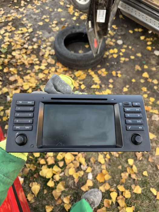 Продам автомагнитолу андроид для бмв е53