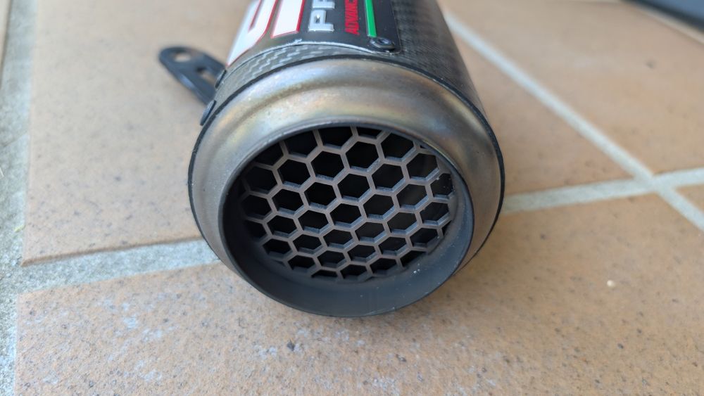 SC Project CT-R Slip-on Yamaha R1 / MT 10