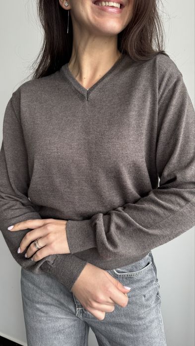 Жіночий вовняний пуловер s/m