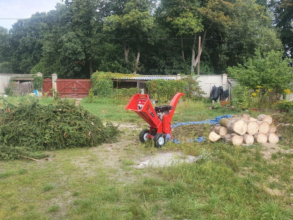 Wycinki drzew oraz usługi rębakiem