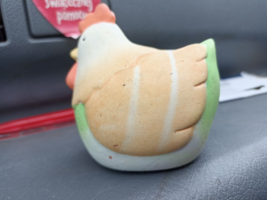 Ceramiczna Stara figurka kurka