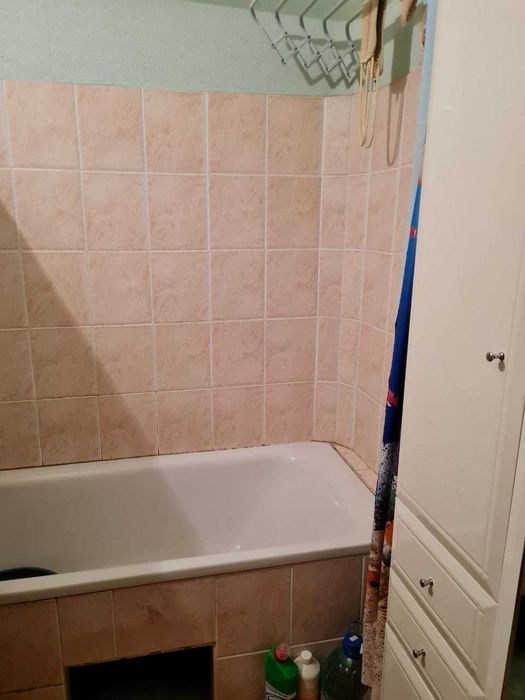 Продам 2 кімнатну  квартиру на Молодіжному. 24700