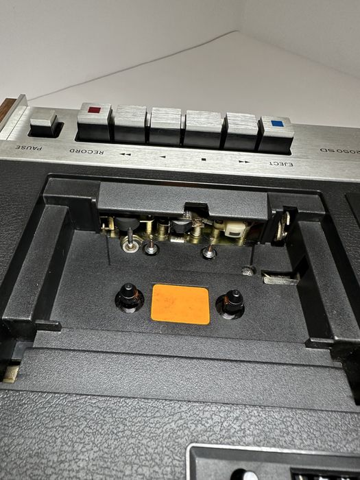 Кассетная дека SONY  TC-2050 SD