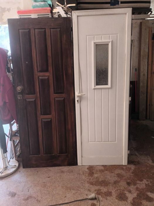 Selos raros, discos vinis e carro