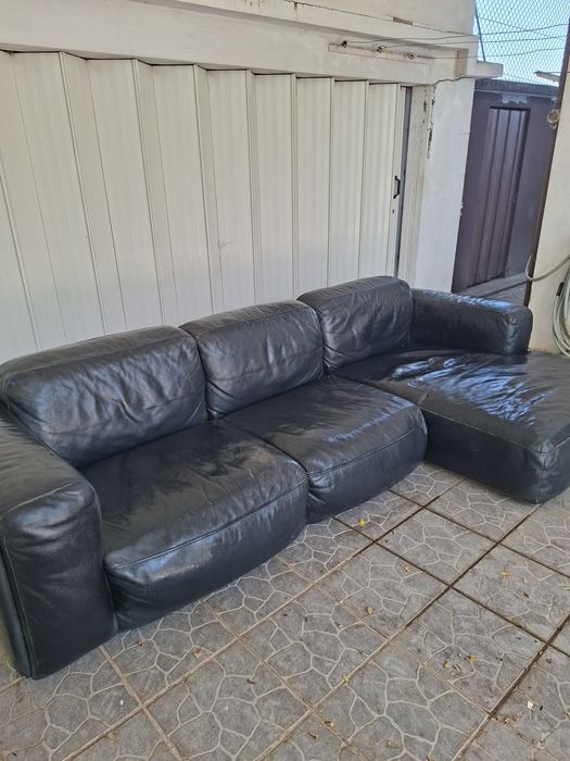 Sofa chaise long em pele