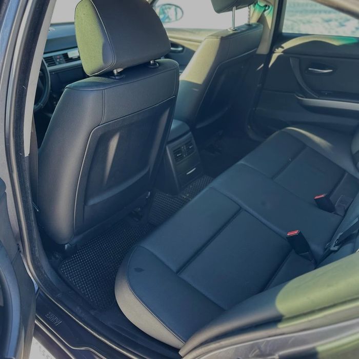 Bmw e90 320d на автомате 168тыс родной пробег