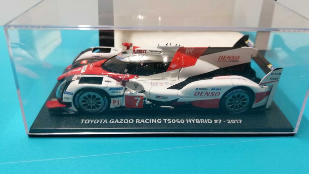 Toyota Gazoo Racing TS050 Hybrid #7: WEC 2017 - Miniatura à escala 1/38 da Spark/Toyota