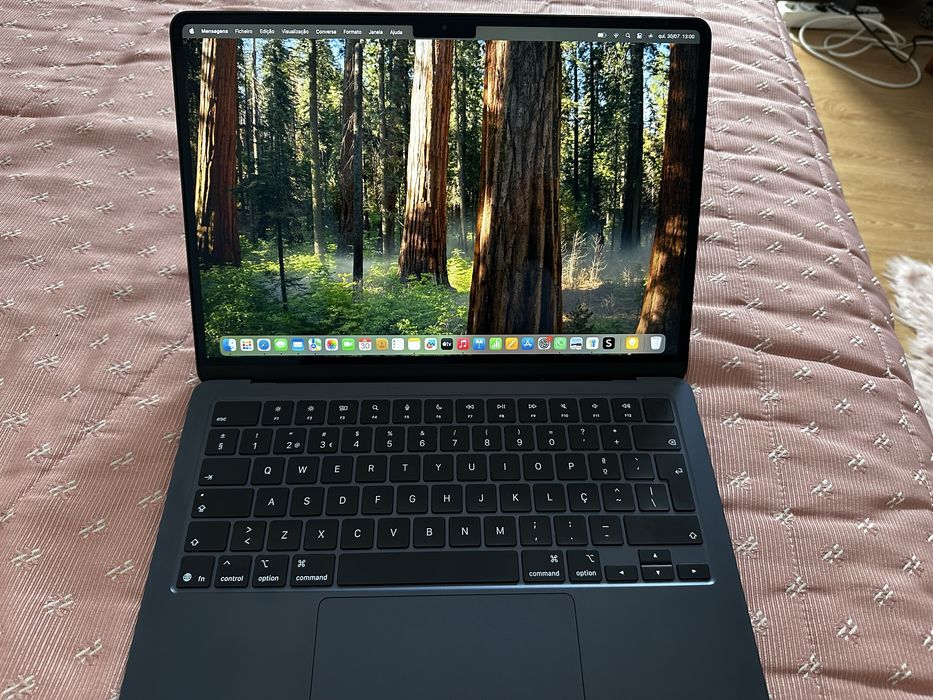 MacBook Air M4 13” 2025 | 16GB RAM | 256GB SSD | Como Novo