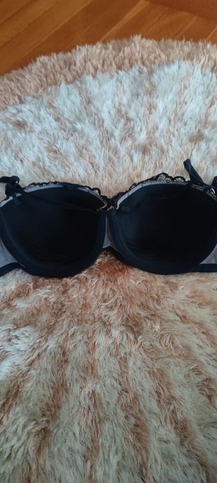 Stanik bardotka koronka H&M