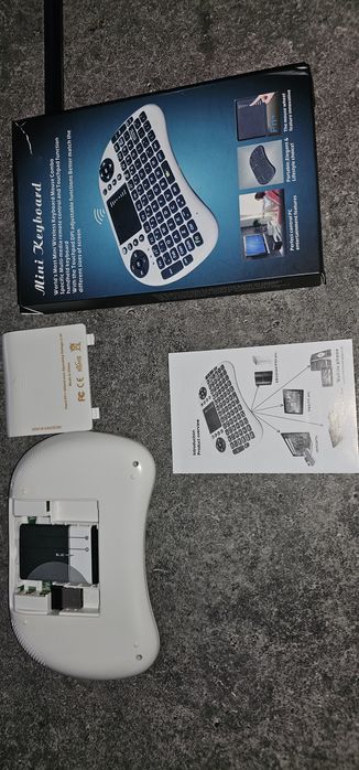 Teclado Wireless 2.4ghz 
mousepad / rato Android NOVO