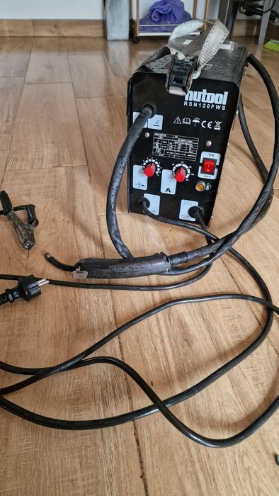 Maquina de soldar a fio