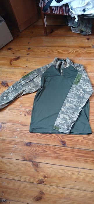 Продам мужскую одежду