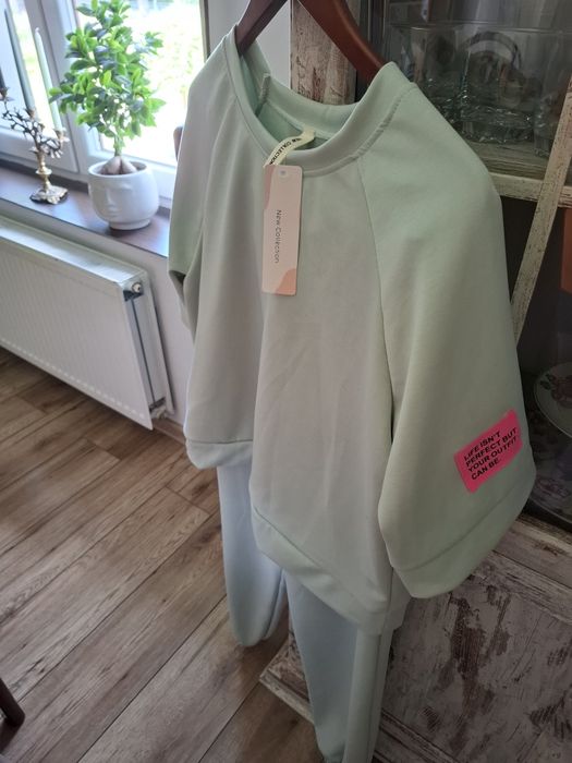 Dres damski nowy