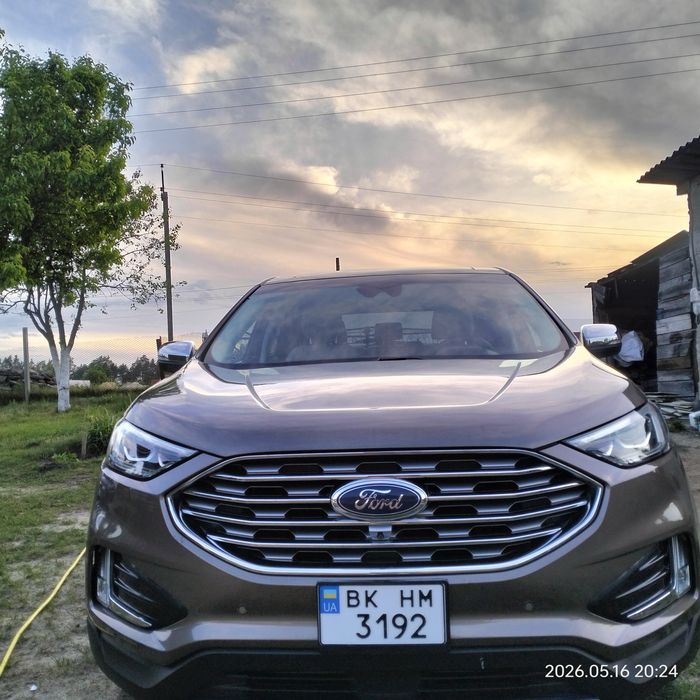 Ford Edge Titanium