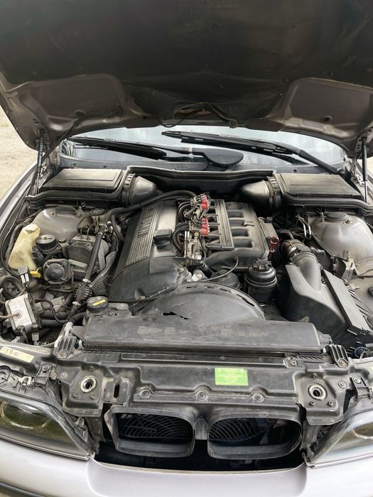 BMW E39 m52b20tu