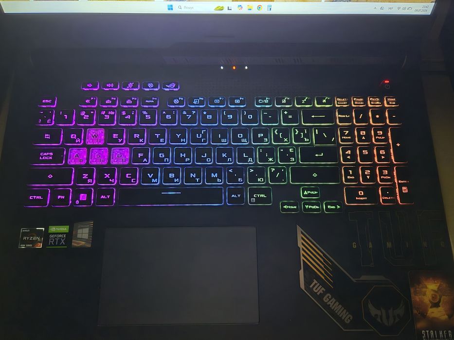 Asus g713 17' AMD 7 4800/16gb/ssd512/RTX3050