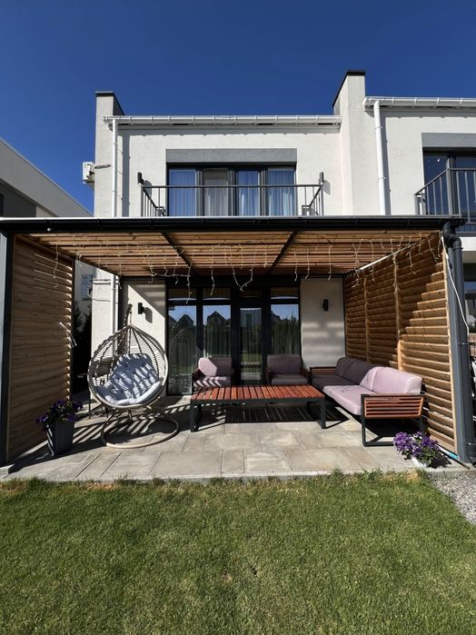 Продам таунхаус с ремонтом Золотые Ключи