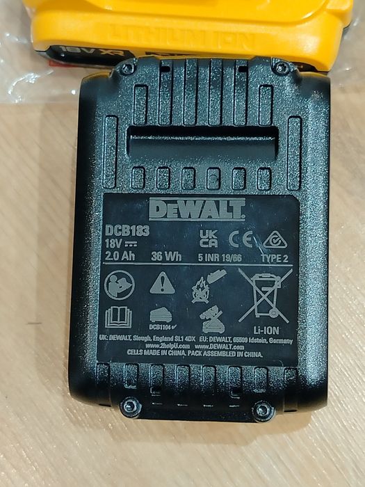 Akumulatorowa wiertarko-wkrętarka DeWalt DCD777D2T,  2 Akumulatory 2Ah