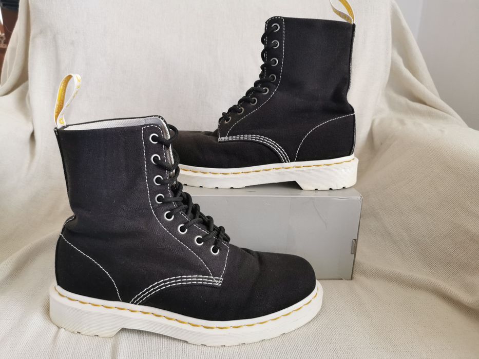 Dr. Martens Air Wair Page botki glany 40
