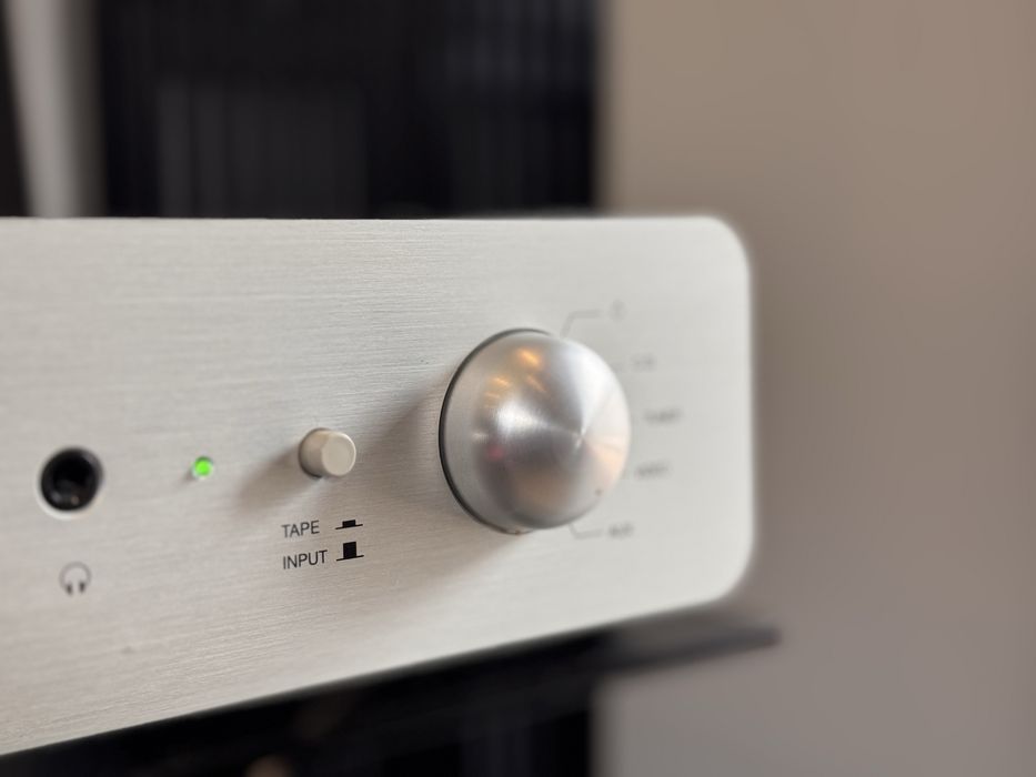 Wzmacniacz Atoll IN100 stereo