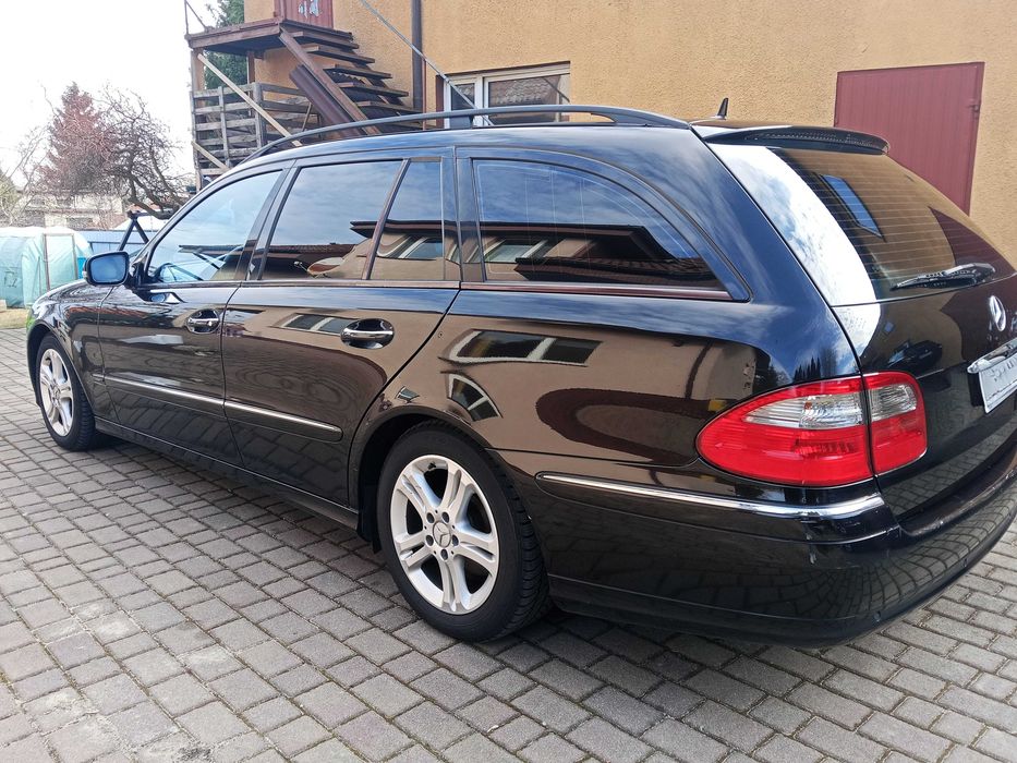 Mercedes-Benz E220